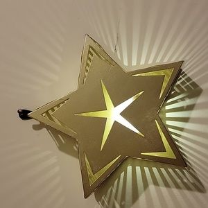 Wondershop Backlit Gold Star Silhouette Light - Battery Operated